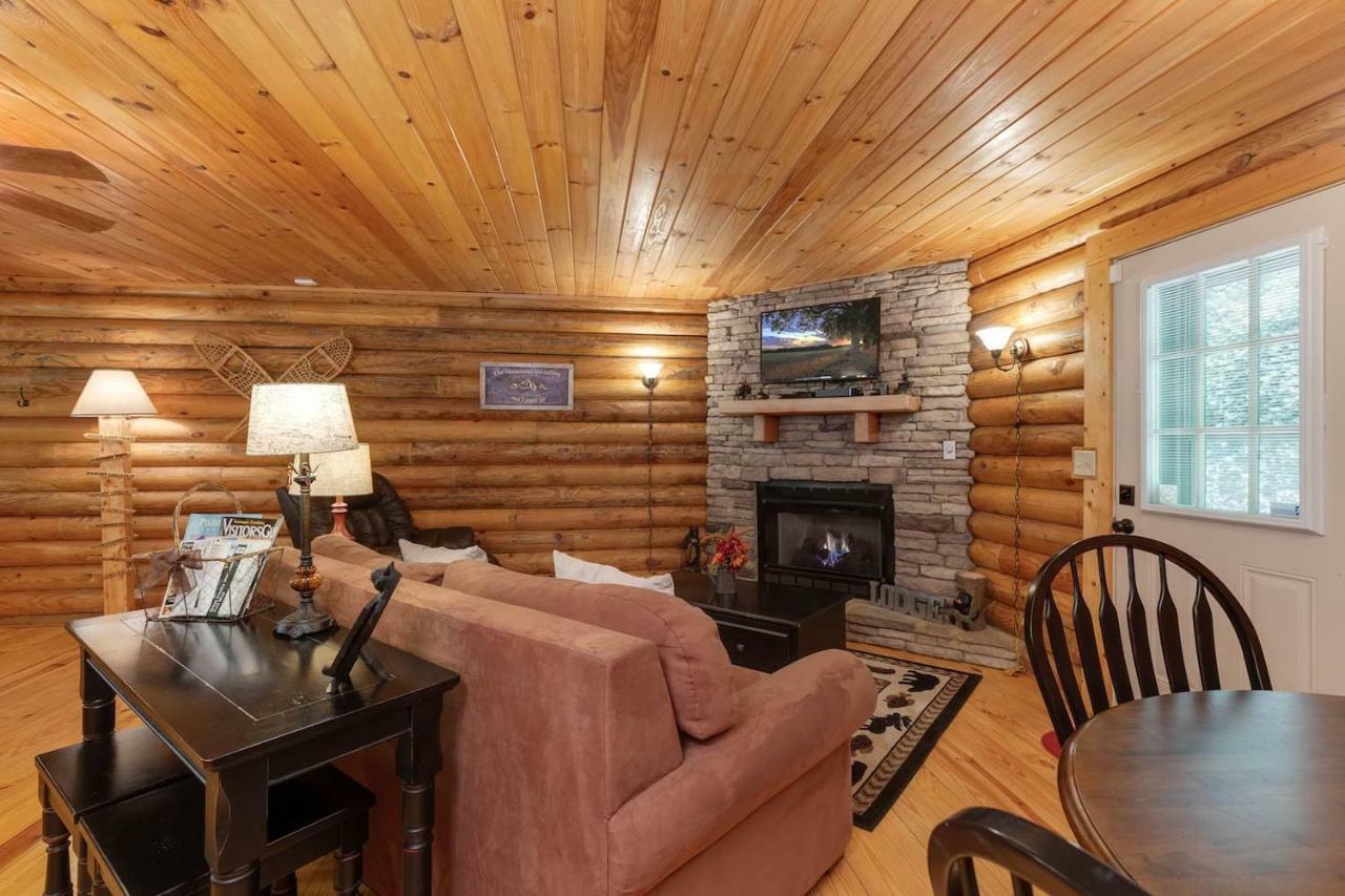 Villa Log Cabin! 1Mile From The Action! Private Lane! Hot Tub! Pool Table! Pigeon Forge Exterior foto