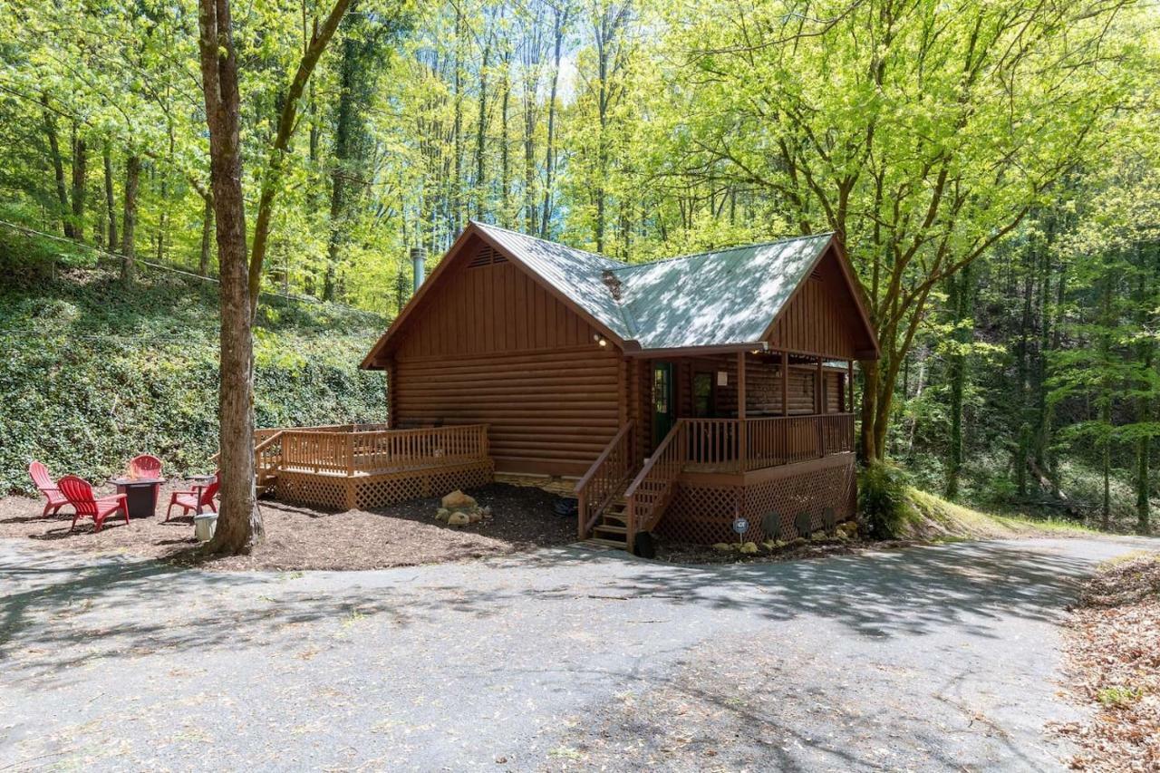 Villa Log Cabin! 1Mile From The Action! Private Lane! Hot Tub! Pool Table! Pigeon Forge Exterior foto